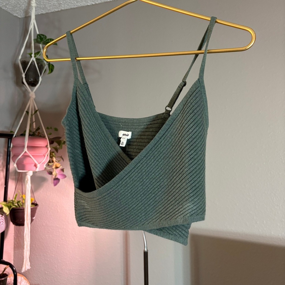 Aerie Ribbed Wrap Tank Top Women Size S Green Surplice Cropped Cami Boho NWT - Picture 2 of 8